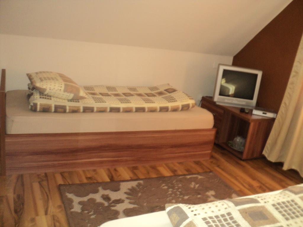 Cabana Suvenirurilor Scarisoara  Εξωτερικό φωτογραφία